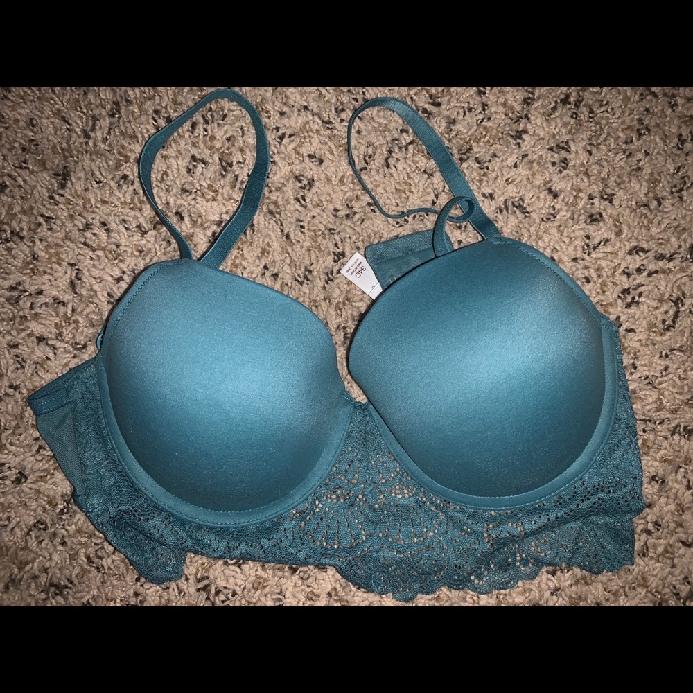 Long lined lace bra